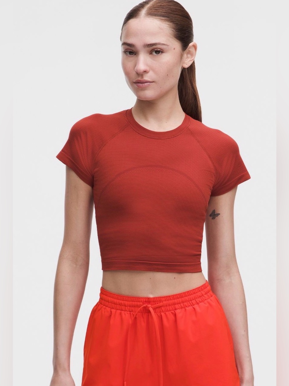 NWT lululemon swiftly cropped short sleeve cranberry charm size 6